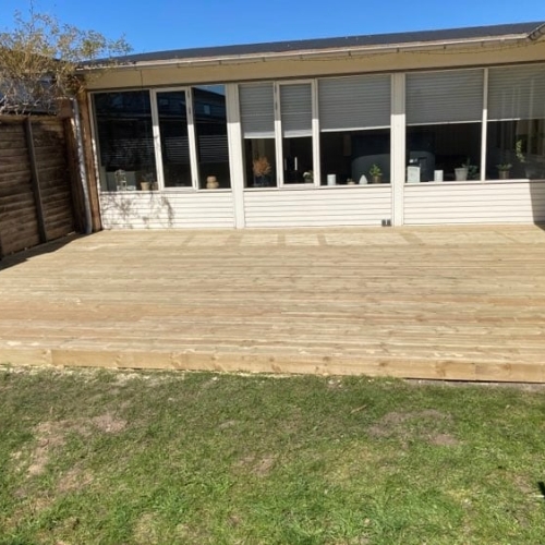 Træterrasse bygget af tømrer i København