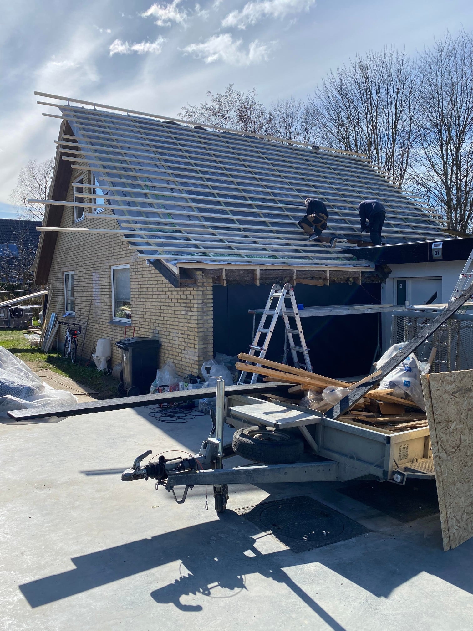 Tømrerarbejde i Hovedstaden – nyt tag i Måløv